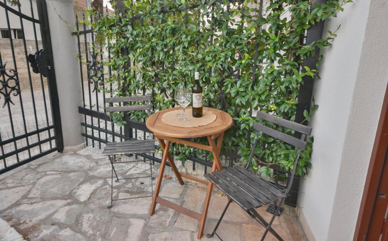 Harmonia Hills Apartman Budva